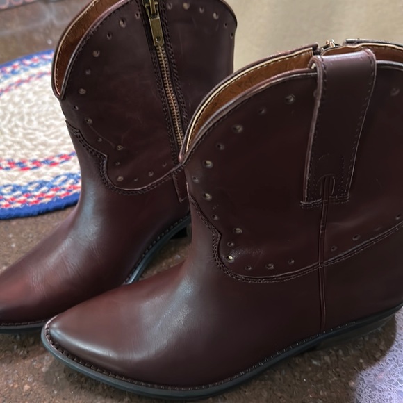New with box and tag lucky brand boots - Picture 4 of 6